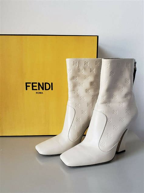 fendi logo-embossed leather ankle boots